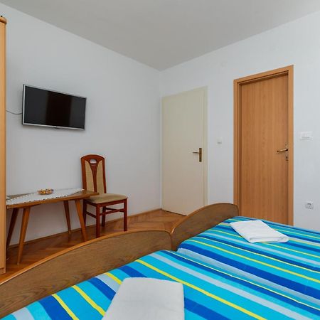 Apartments With A Parking Space Omis - 2745 ห้อง รูปภาพ