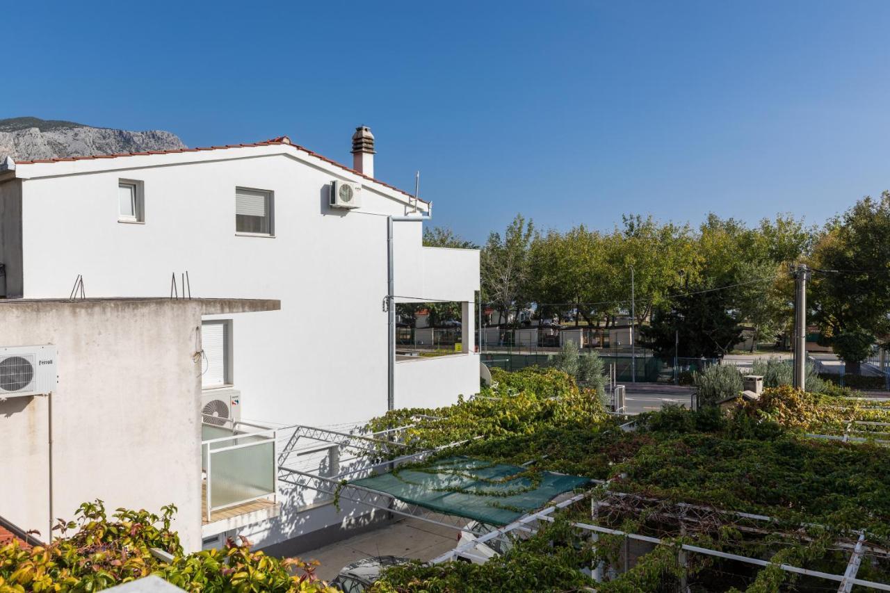 Apartments With A Parking Space Omis - 2745 ภายนอก รูปภาพ